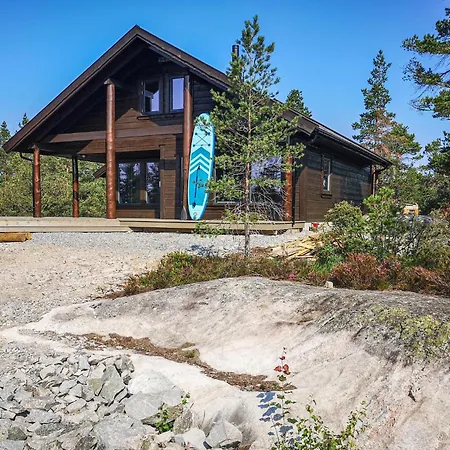 Feriehus Stunning In Vatnestrom With Sauna *