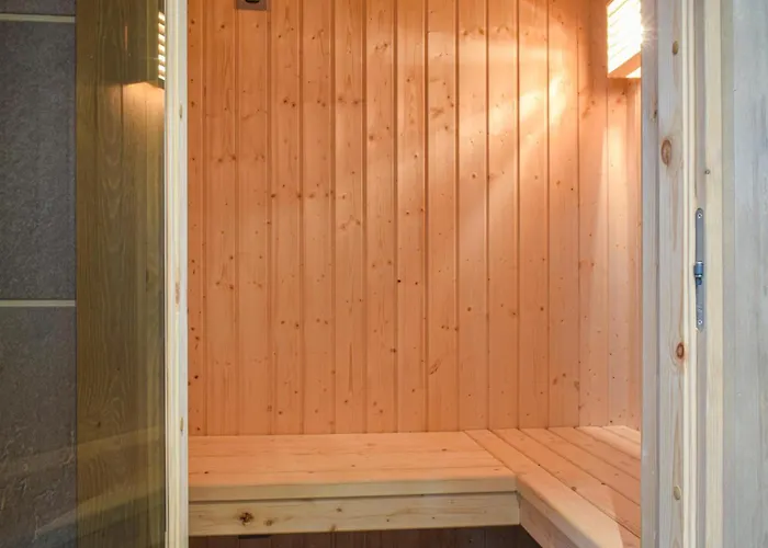 Stunning In Vatnestrom With Sauna Feriehus